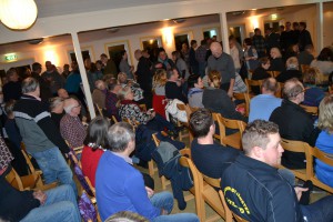 Fullsatt på Vamlingbo bygdegård.